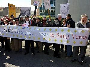 2012 03 10 NIMES MANIF CONTRE COLLOQUE DU FLN (60) PAR GV